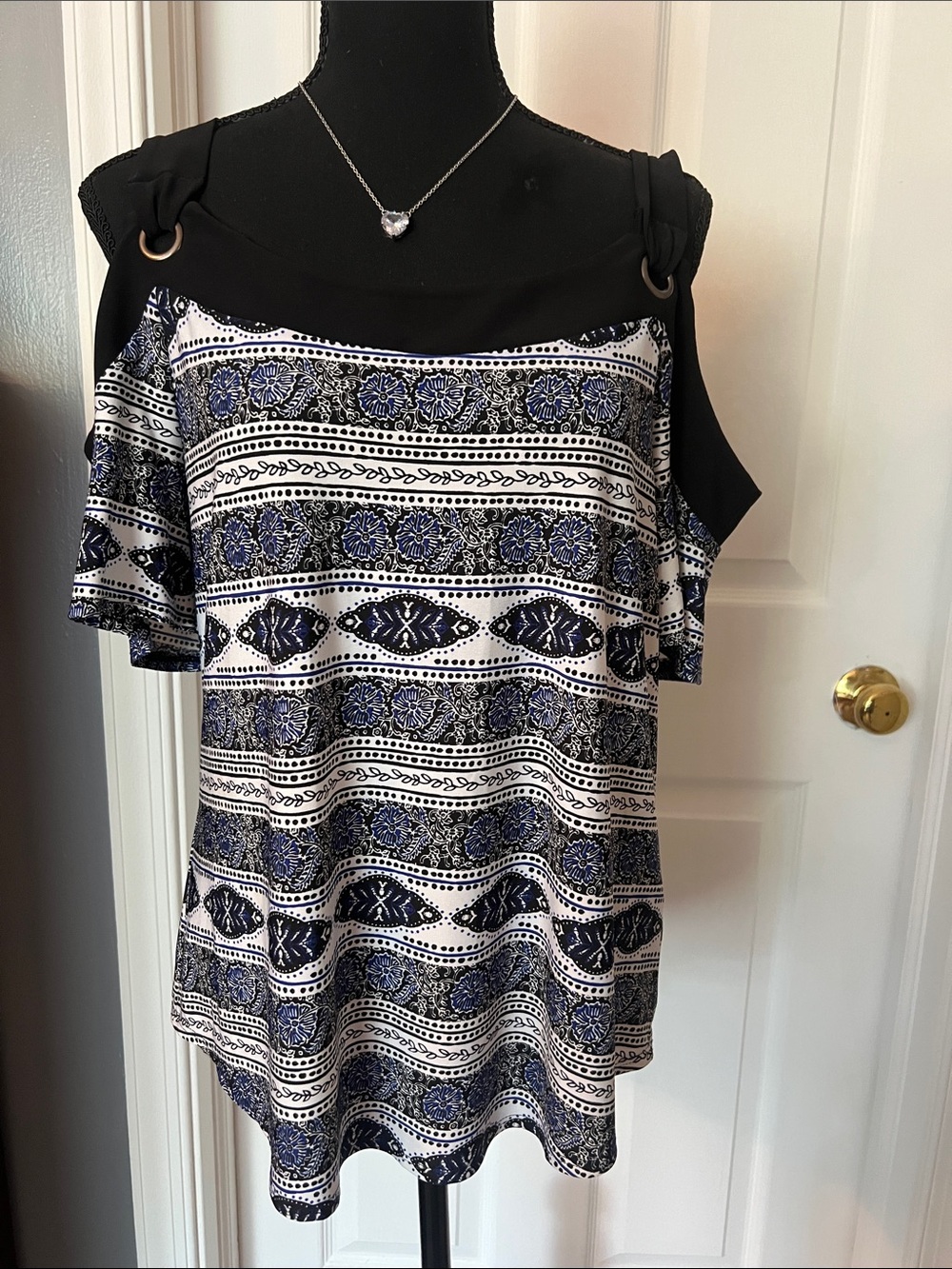 Cold-Shoulder Printed Women’s Top in Black and White